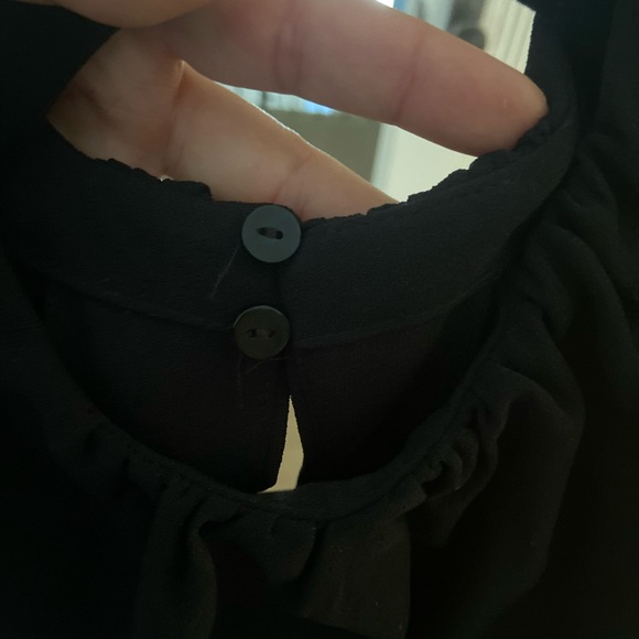 Embellished shoulder shirt. - Picture 4 of 4